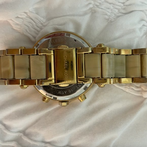 Michael Kors Watch - Picture 2 of 2